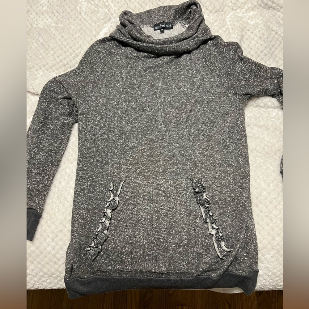 Derek Heart gray jacket